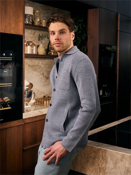 Clean minimalism truien en vesten Mannenmode