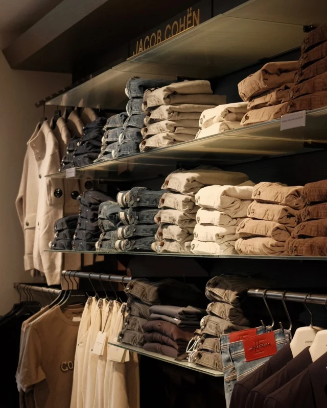 NEW IN 

De eerste pareltjes van o.a. Jacob Cohën en C.P. Company komen al binnen. Ben je toe aan nieuwe collectie? Dan zien we je binnenkort!